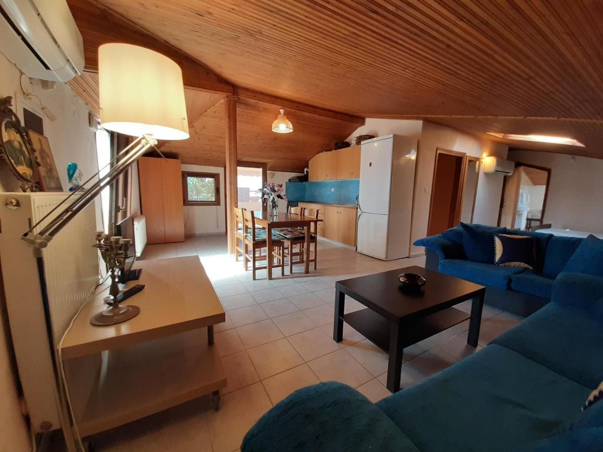 Hotel Flesvos Пефкохори Екстериор снимка