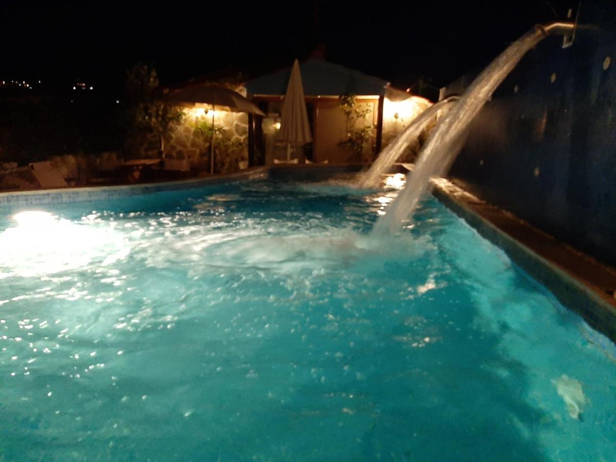 Hotel Flesvos Пефкохори Екстериор снимка