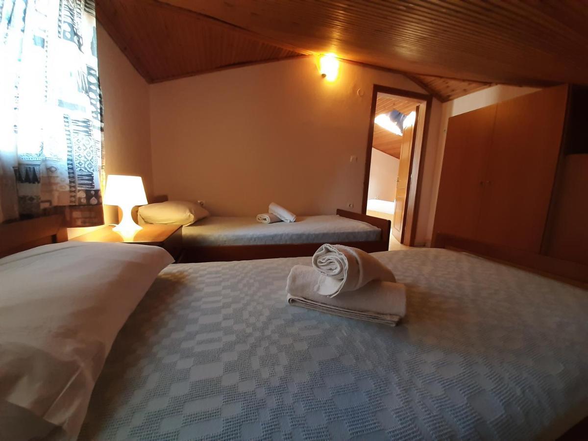 Hotel Flesvos Пефкохори Екстериор снимка