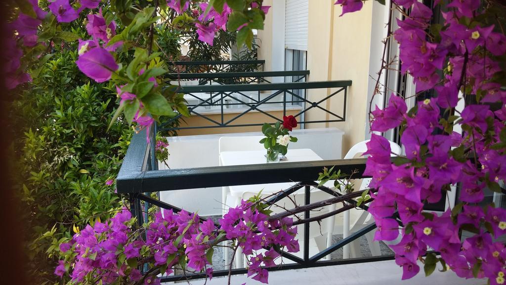 Hotel Flesvos Пефкохори Екстериор снимка